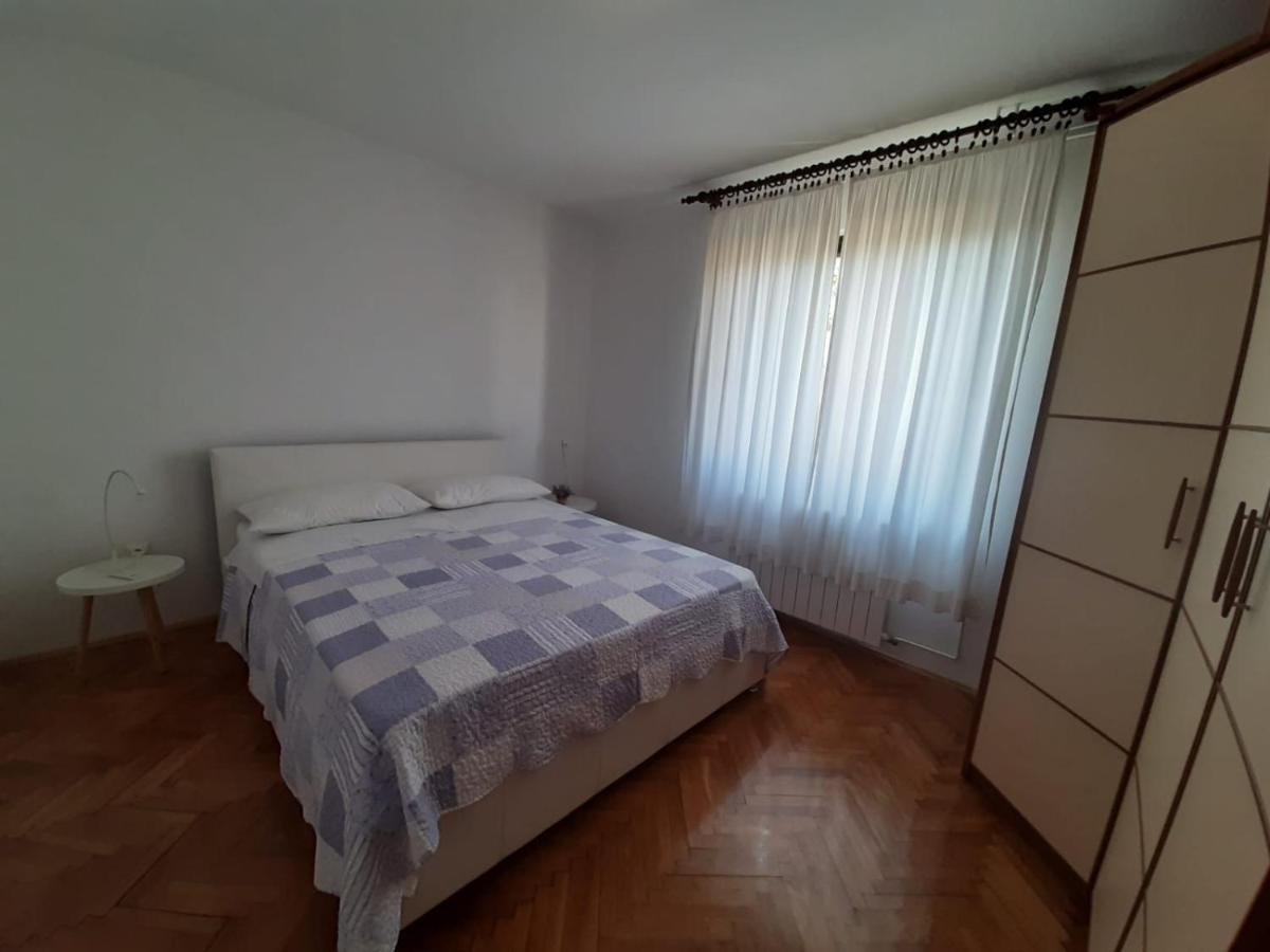 Apartman Nada I Fazana Bagian luar foto